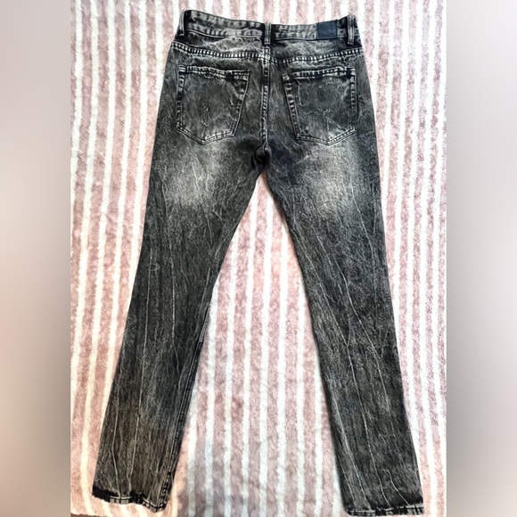 Distressed Designer Jeans - Picture 2 of 5